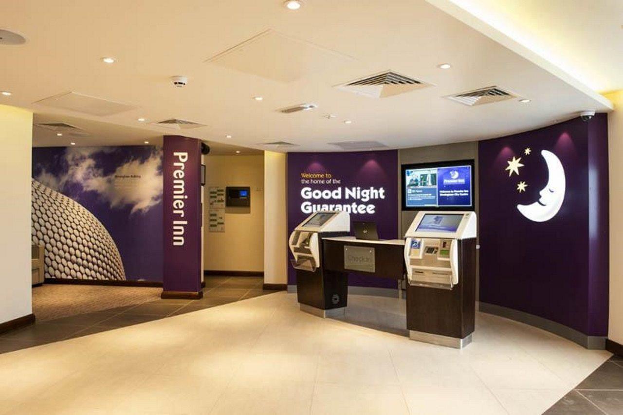 Premier Inn Birmingham City Centre - New Street Exterior foto